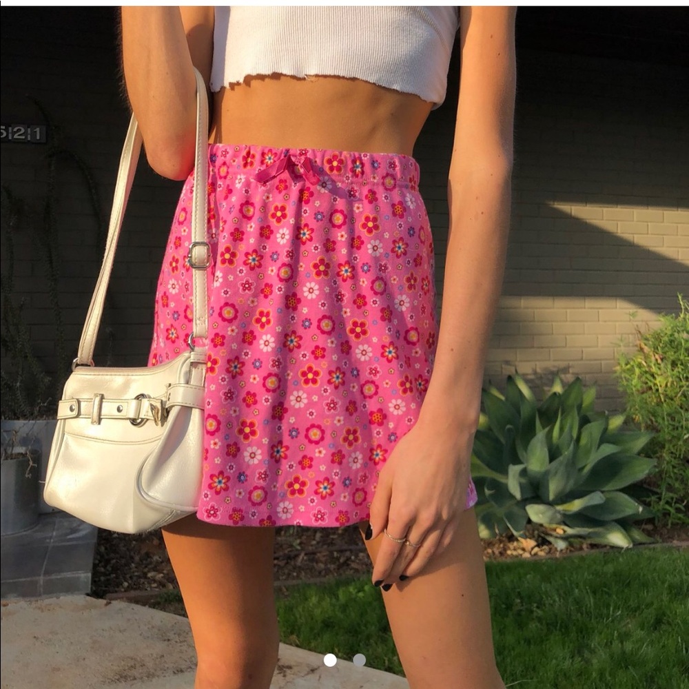 for urhoodsfav from depop❤️❤️❤️